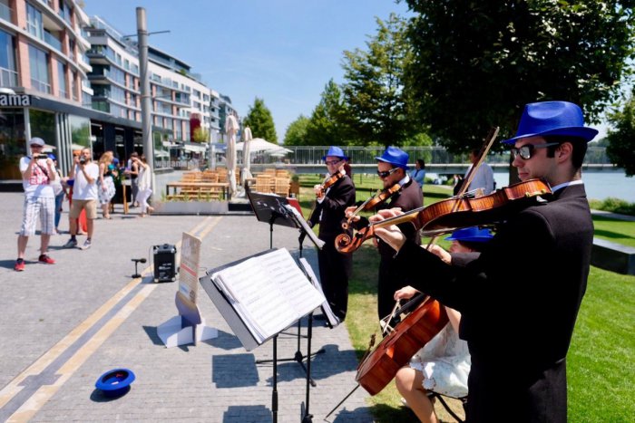 Ilustračný obrázok k článku Bratislava počas leta ožije vďaka sérii pouličných koncertov