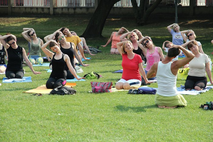 Ilustračný obrázok k článku Zacvičte si s profesionálmi zdarma na Kuchajde a vyrysujte si postavu do plaviek