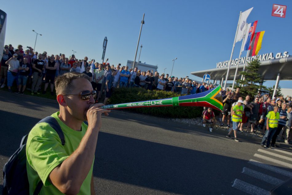 Ilustračný obrázok k článku Odborári majú pre vedenie Volkswagenu nové ponuky:  Sú pripravení rokovať