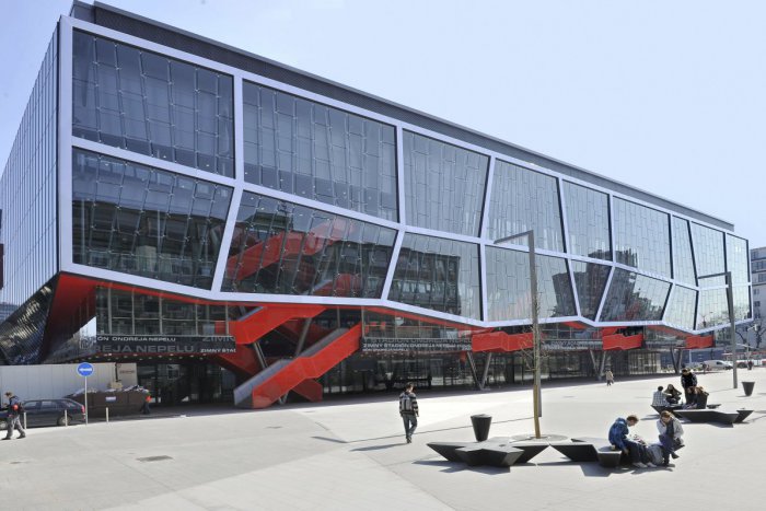 Ilustračný obrázok k článku O pár dní začínajú v Bratislave hokejové MS. Príďte povzbudiť našich chlapcov!