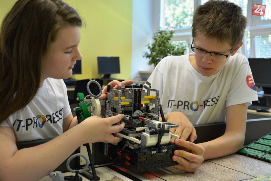 Ilustračný obrázok k článku Dôležitá chvíľa pre žiakov základných škôl: Vo februári sa rozhodujú kam na strednú