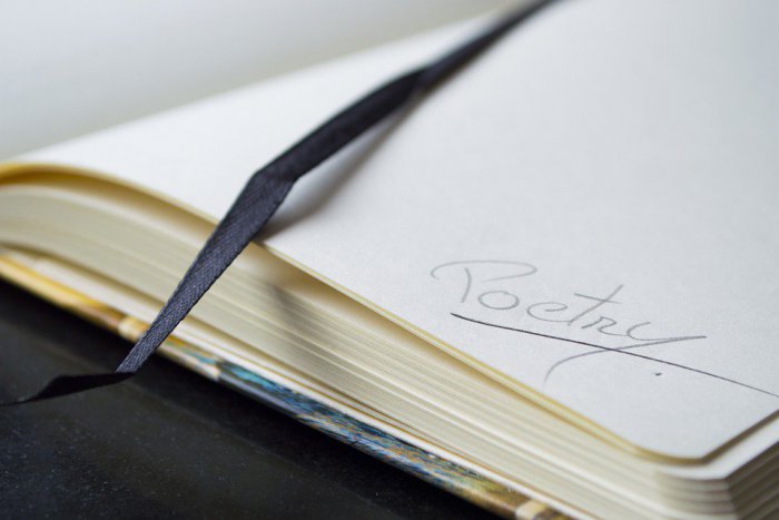 Ilustračný obrázok k článku Pezinok a Modra ožijú poéziou. Privítajú medzinárodný festival Feliber poetry