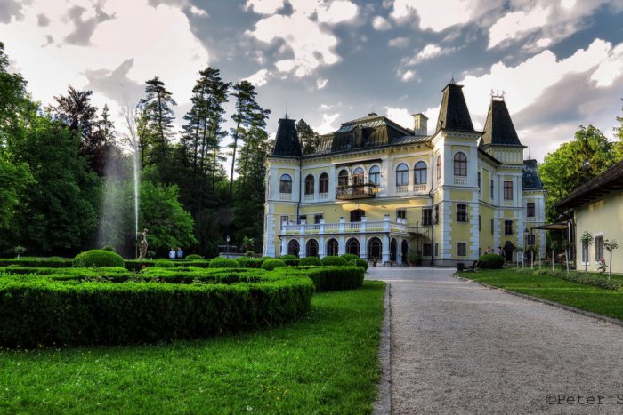 Ilustračný obrázok k článku FOTO: Na výstave o Márii Terézii v Betliari môžete vidieť aj takéto skvosty