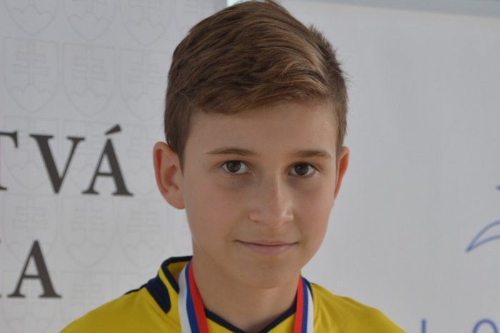 Ilustračný obrázok k článku Dominik (11) v prsiarskej stovke nenašiel premožiteľa: Humenné má majstra Slovenska!