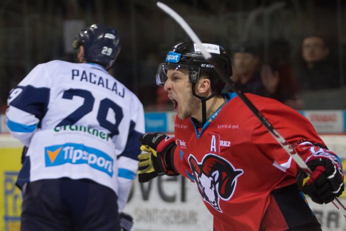 Ilustračný obrázok k článku Útočník Matoušek v Bystrici končí. Stal sa novou posilou českého extraligistu