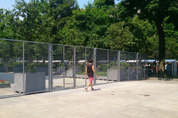 Ilustračný obrázok k článku Poslanci budú opäť rokovať o prenájme pozemkov americkej ambasáde