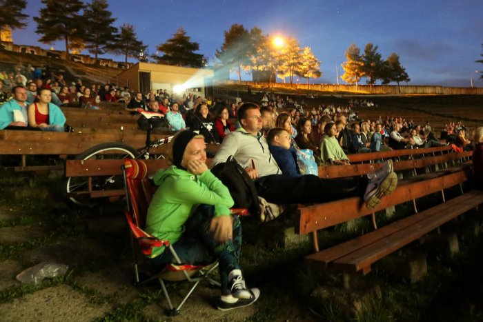 Ilustračný obrázok k článku Košický Amfiteáter ohlásil Letné kino: Kompletný zoznam premietaných filmov