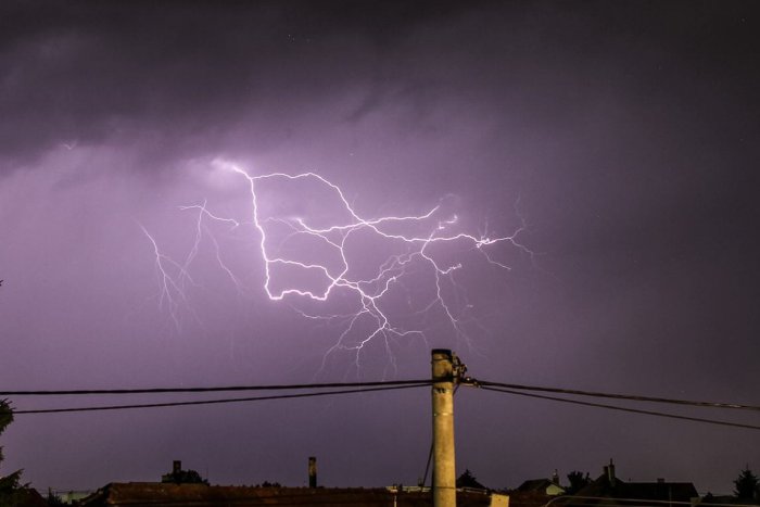 Ilustračný obrázok k článku FOTO: Fascinujúca blesková šou na kúsok od Zámkov: Príroda sa opäť predviedla