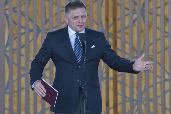 Ilustračný obrázok k článku Robert Fico otvorene: Postoj vlády k otázke migrantov a kvót sa nemení