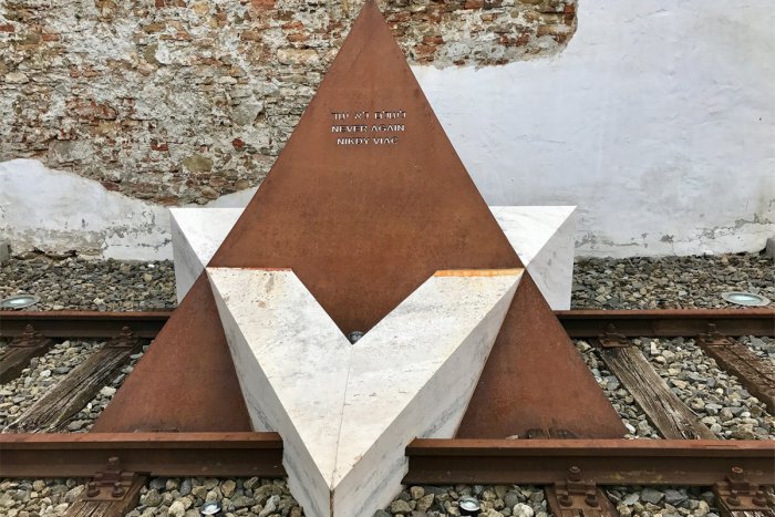 Ilustračný obrázok k článku Každý človek má svoje meno