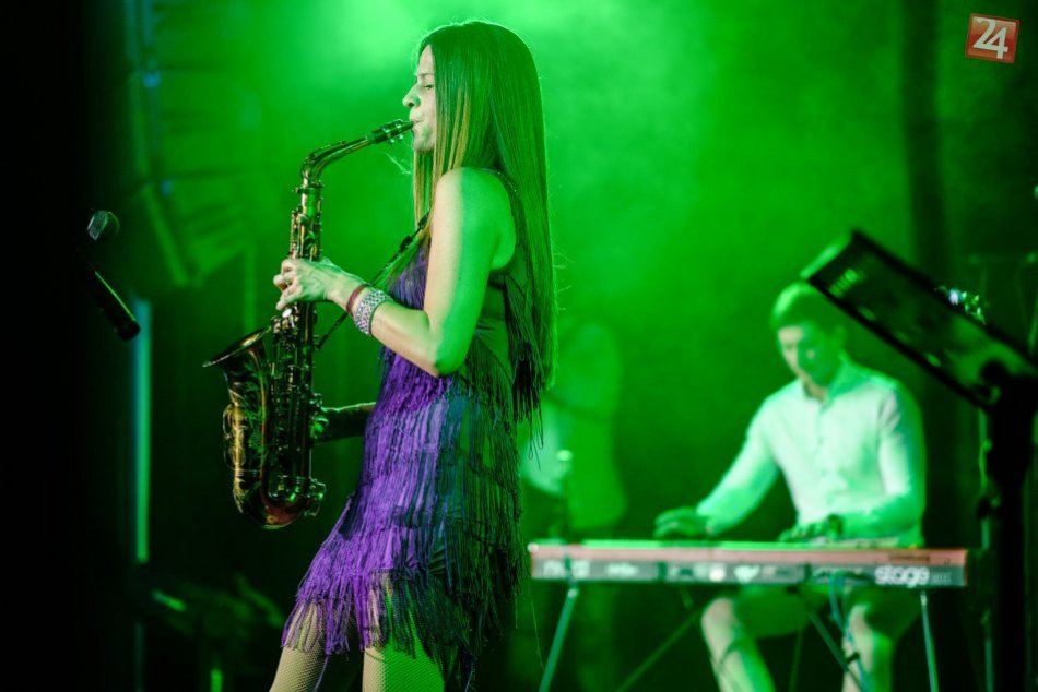 Ilustračný obrázok k článku Chrenovské stánky ponúknu pestrý PROGRAM: Roztancujú vás ľudovky aj latino