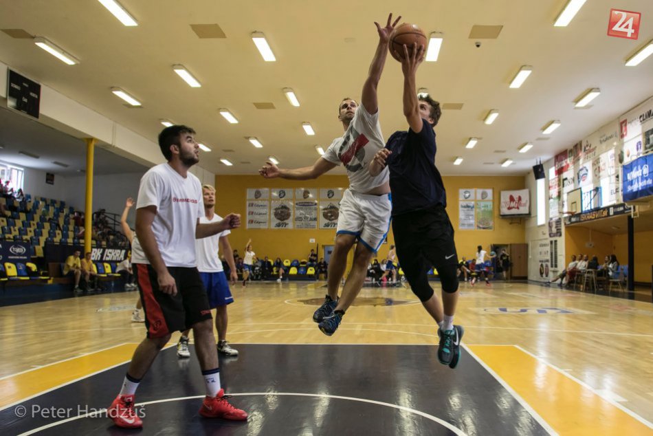 Ilustračný obrázok k článku Streetball vo Svite nepokazilo ani počasie: O cenné kovy si zahralo 44 tímov