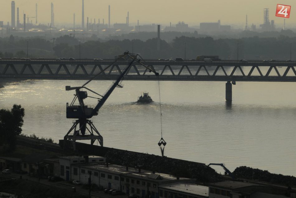 Ilustračný obrázok k článku Bratislavské NAJ: Prístavný most je najvyťaženejším mostom na Slovensku