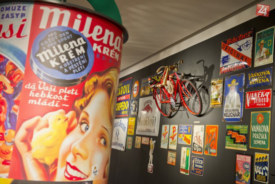 Ilustračný obrázok k článku FOTO: Na Bratislavskom hrade začala výstava reklamy spred roka 1948