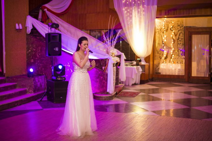 Ilustračný obrázok k článku Talentovaná Tereza spievala aj s triom La Gioia. Vyrastá na Sliači muzikálová hviezda?