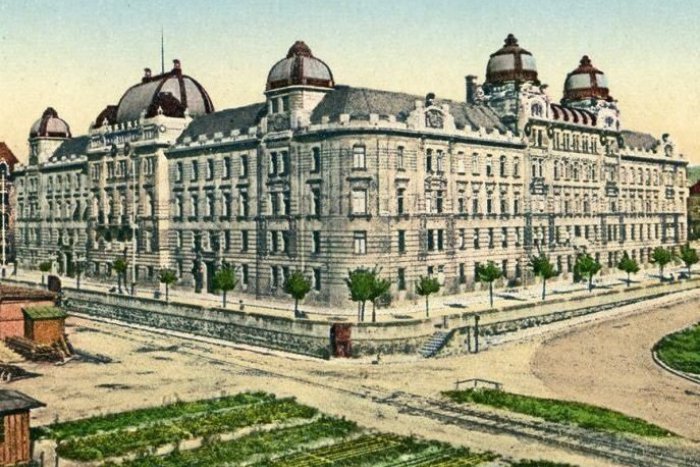 Ilustračný obrázok k článku Pohrabte sa vo viac ako 2 500 verejne prístupných digitalizátoch k dejinám Bratislavy