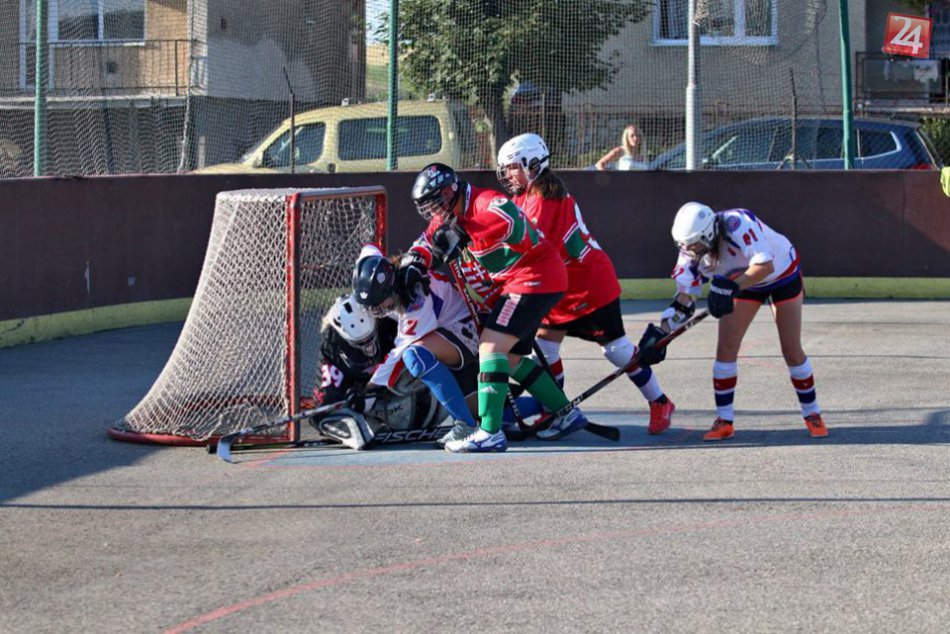 Ilustračný obrázok k článku Hokejbalový Ladies Cup patrí Princess Slovakia: Turnaj napísal už tretí diel