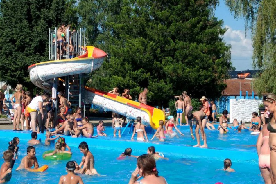 Ilustračný obrázok k článku Poznáme vstupné na novoveské kúpalisko: Toto je nový cenník