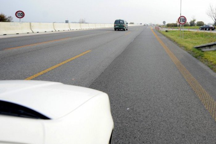 Ilustračný obrázok k článku Koaličná rada má vo štvrtok hovoriť o výstavbe R2