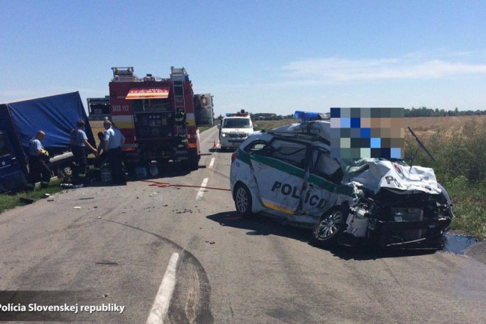 Ilustračný obrázok k článku Veľká tragédia na ceste v Nitrianskom kraji: Pri nehode zahynuli dva policajti