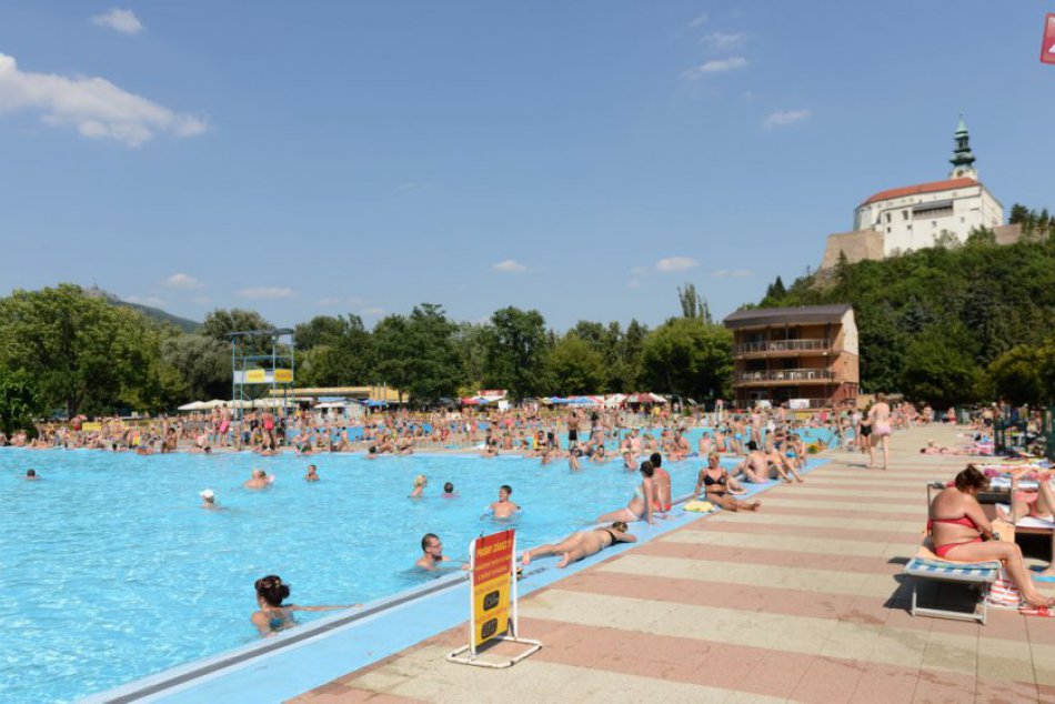 Ilustračný obrázok k článku Nitrianske kúpalisko ráta tržby za letnú sezónu: Presiahli sumu 133-tisíc eur