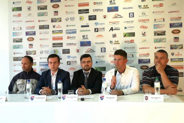 Ilustračný obrázok k článku Chceme hokej vrátiť Bardejovčanom