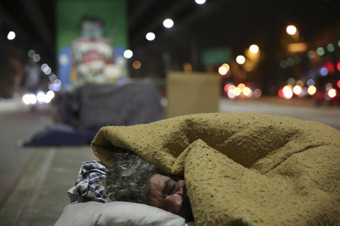 Ilustračný obrázok k článku V Podunajských Biskupiciach chcú bezdomovcov vyháňať prúdom vody