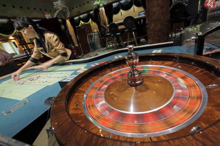 Ilustračný obrázok k článku Bratislava zakáže herne v blízkosti škôl, novú petíciu proti hazardu nevylučuje