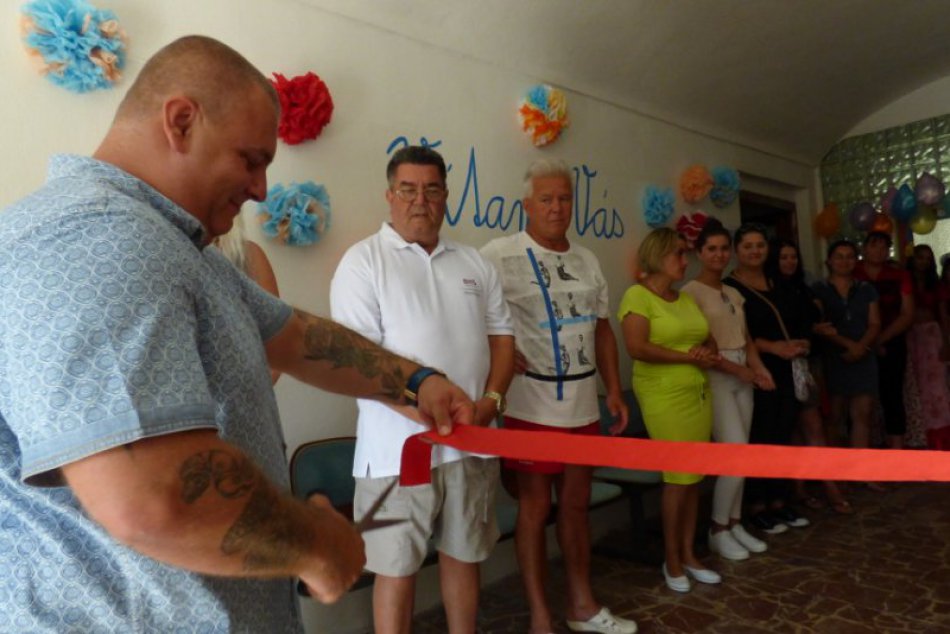 Ilustračný obrázok k článku FOTO  z miesta: V Dobšinej otvorili budovu Komunitného centra