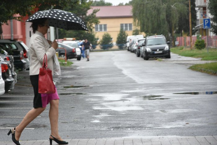 Ilustračný obrázok k článku RANNÁ ŠTVORKA: Horúčavy sa zmiernia, pridajú sa búrky, meniny má Zuzana