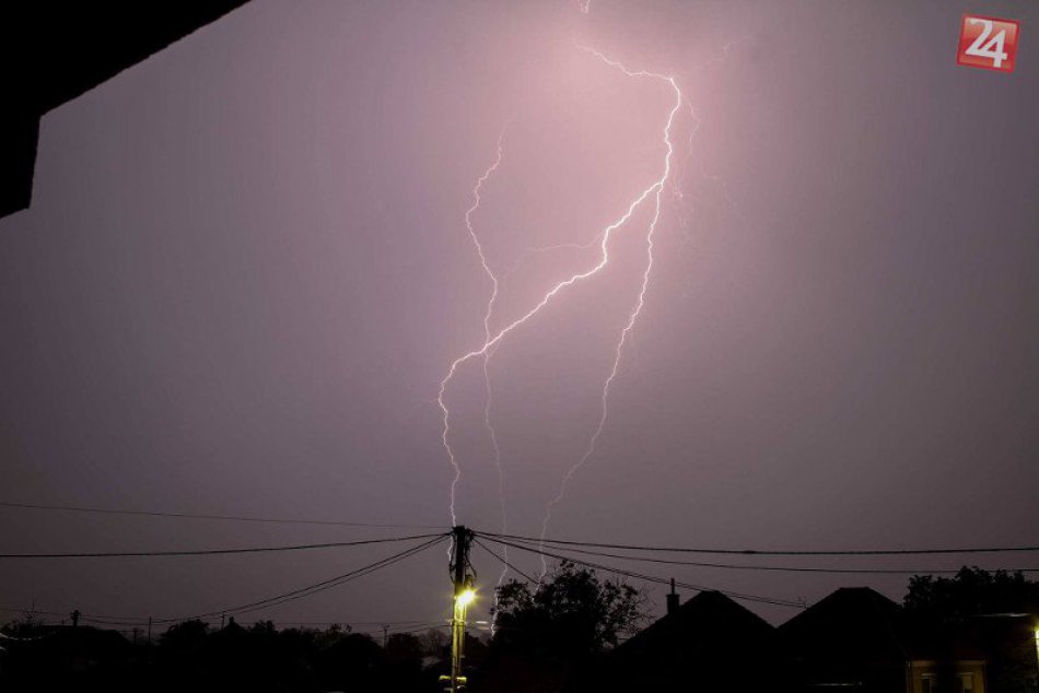 Ilustračný obrázok k článku RANNÁ ŠTVORKA: Na Vojtecha môžu Slovensko zasiahnuť búrky