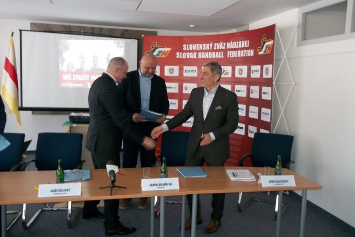 Ilustračný obrázok k článku Centrum hádzanej v Šali už funguje: Hlavnou trénerkou je žena