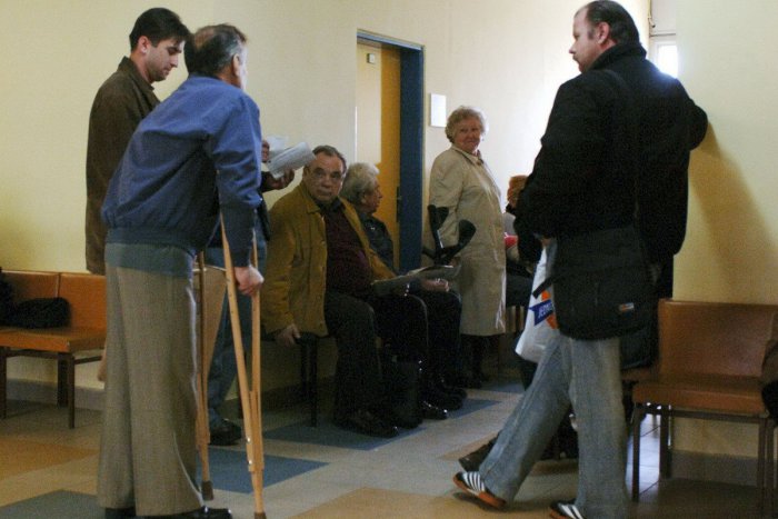 Ilustračný obrázok k článku Podvody so zdravotníckymi pomôckami: Poisťovne riešia stovky prípadov