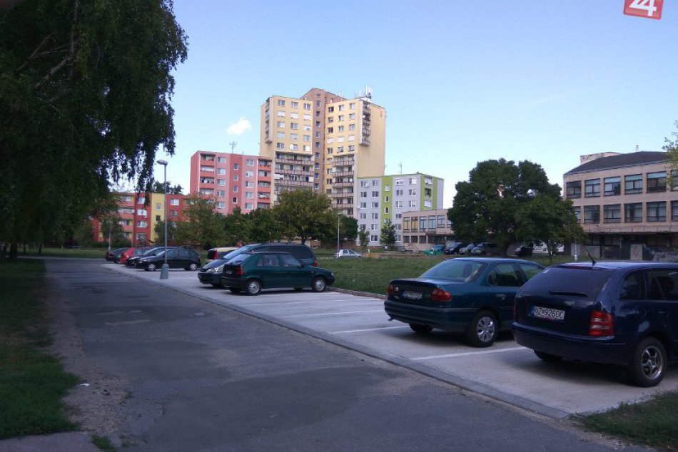 Ilustračný obrázok k článku FOTO: Mesto vybudovalo v roku 2017 niekoľko parkovísk, ako vyzerajú?