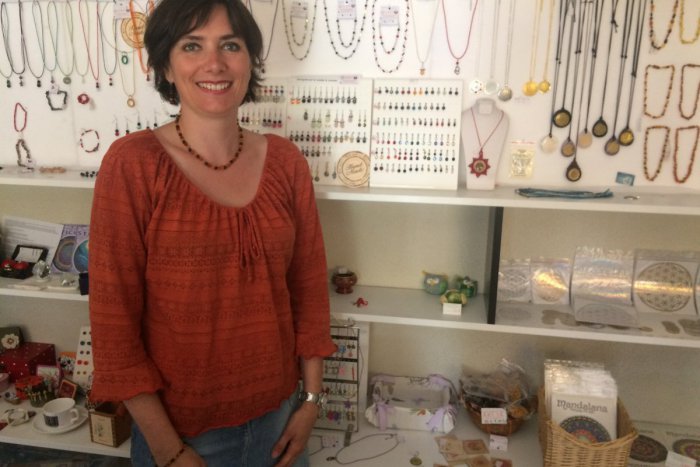 Ilustračný obrázok k článku Neobyčajné šperky Michaely Sýkorovej: Liečivé kamene si získali jej srdce