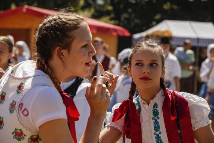 Ilustračný obrázok k článku Banská Bystrica ožije tradičným umením: Chystá sa folklórna haravara