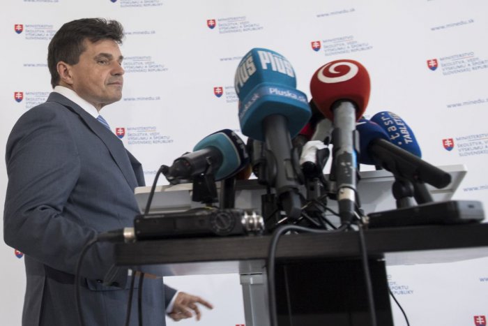 Ilustračný obrázok k článku Peter Plavčan doručí demisiu prezidentovi: Stane sa tak v najbližších dňoch