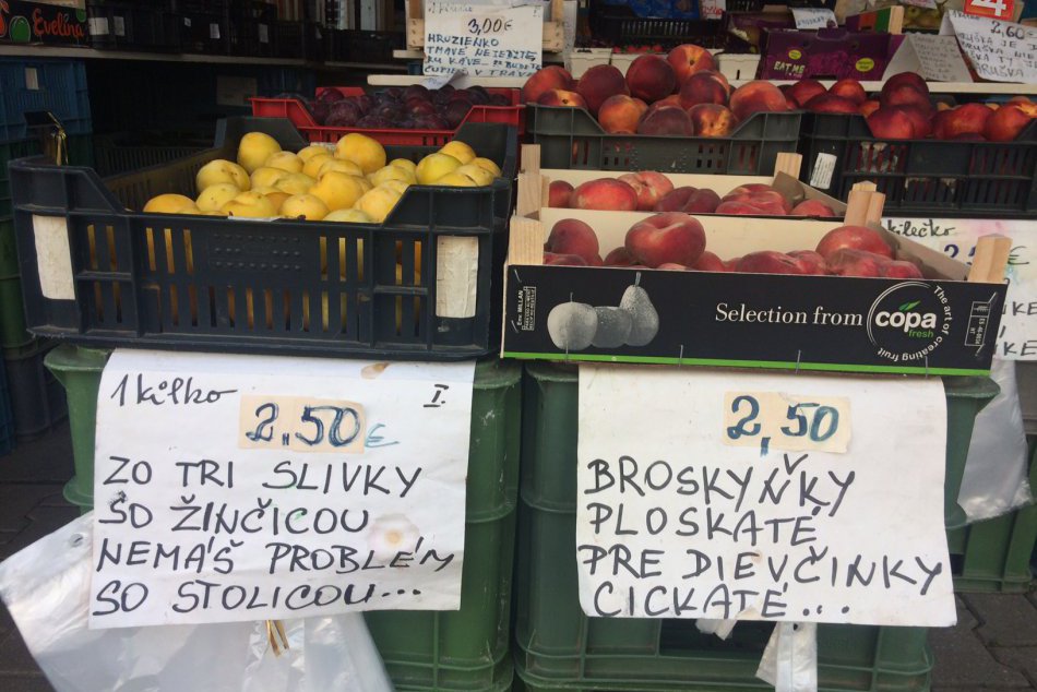 Ilustračný obrázok k článku Popradská klasika: Bez vtipných básničiek a hlášok by už miestny trh nebol trhom