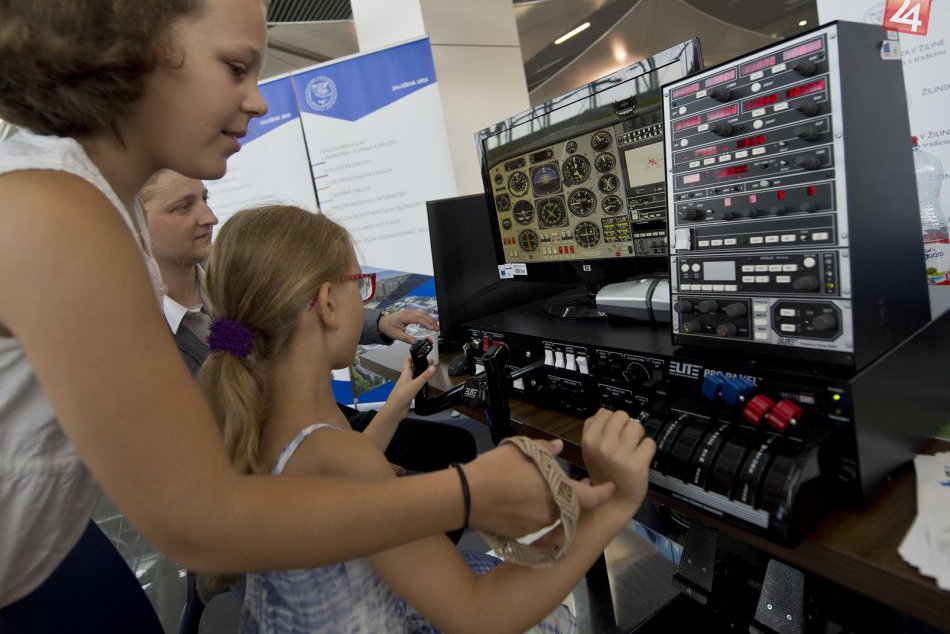 Ilustračný obrázok k článku Letisko M. R. Štefánika chystá Deň otvorených dverí