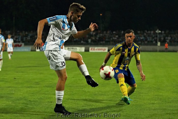 Ilustračný obrázok k článku Víkend priniesol ďalšie víťazstvo nováčika: Líder vedie pred Slovanom o 2 body