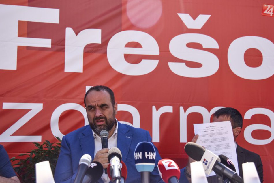 Ilustračný obrázok k článku Pavol Frešo sa opätovne uchádza o post šéfa BSK. Voličov láka na bezplatnú dopravu