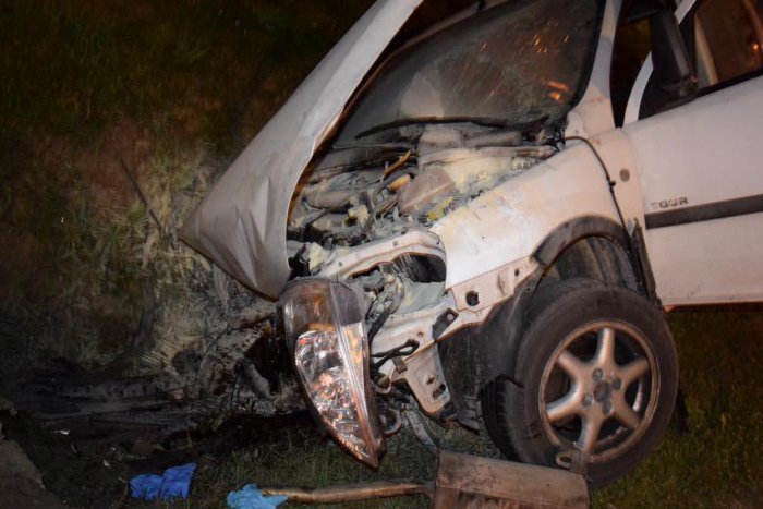 Ilustračný obrázok k článku Nehoda neďaleko Lučenca: Vodič opitý a bez vodičáku, Ivan (†42) na to doplatil životom