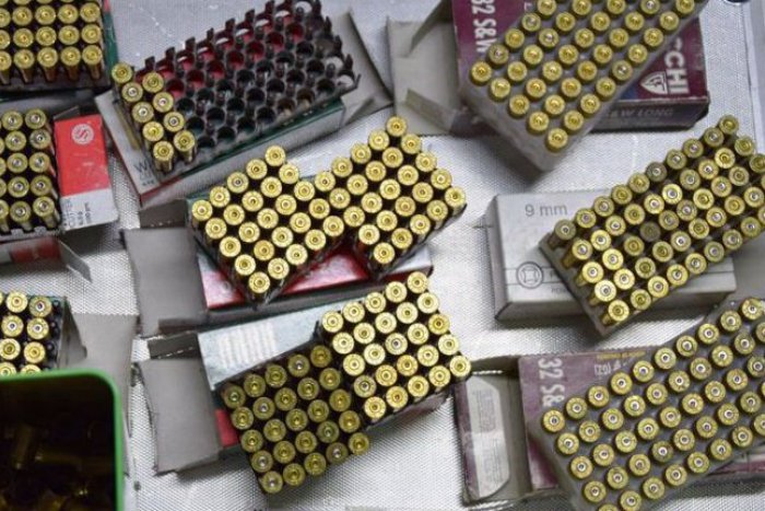 Ilustračný obrázok k článku NAKA obvinila profesionálneho vojaka: Predával strelivo a výbušninu z muničných skladov