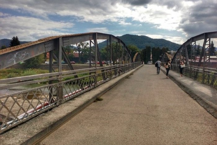 Ilustračný obrázok k článku Chodievate cez neho? Tento týždeň bude Valaškovský most počas dňa uzavretý