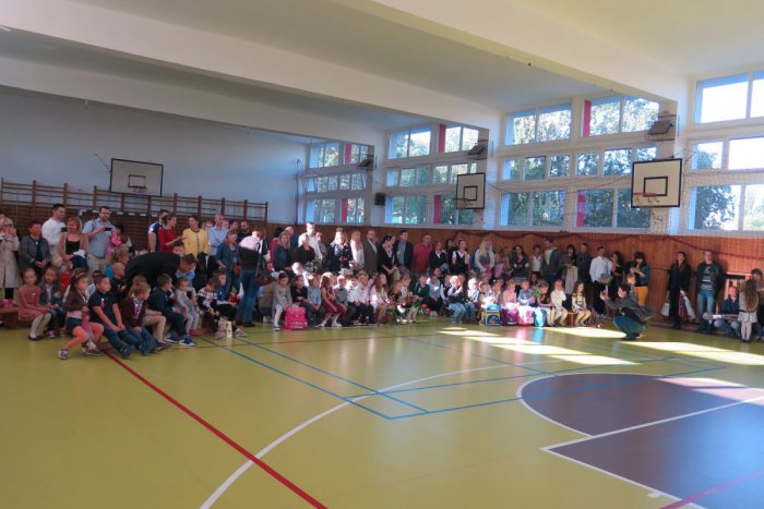 Ilustračný obrázok k článku Ružinovské rodiny s tohtoročnými prvákmi si finančne prilepšia