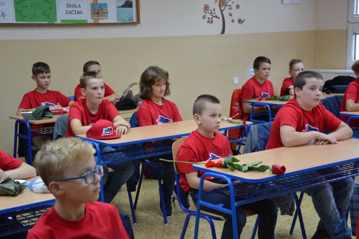 Ilustračný obrázok k článku Znovuotvorenie hokejovej triedy: Žiaci budú kombinovať vyučovanie s tréningami