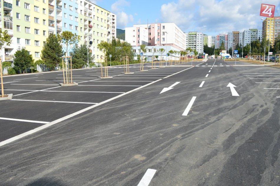 Ilustračný obrázok k článku FOTO: Bystrickí vodiči sa dočkali. V Sásovej otvorili nové bezplatné parkovisko