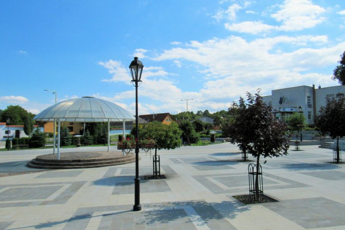 Ilustračný obrázok k článku Veľké oslavy vo Veľkom Šariši: Mesto si pripomína 800. výročie, poznáme program