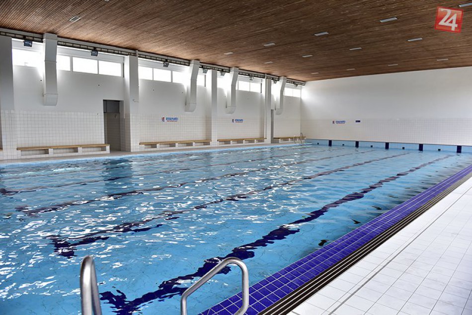 Ilustračný obrázok k článku Študenti môžu využívať ďalšiu zrekonštruovanú plaváreň v kraji