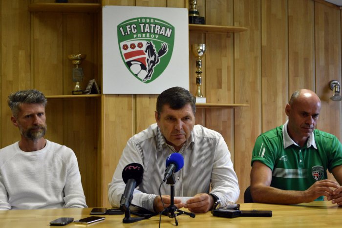 Ilustračný obrázok k článku Svitá v Tatrane Prešov na lepšie časy? Prezident Remeta hráčov motivuje prémiou